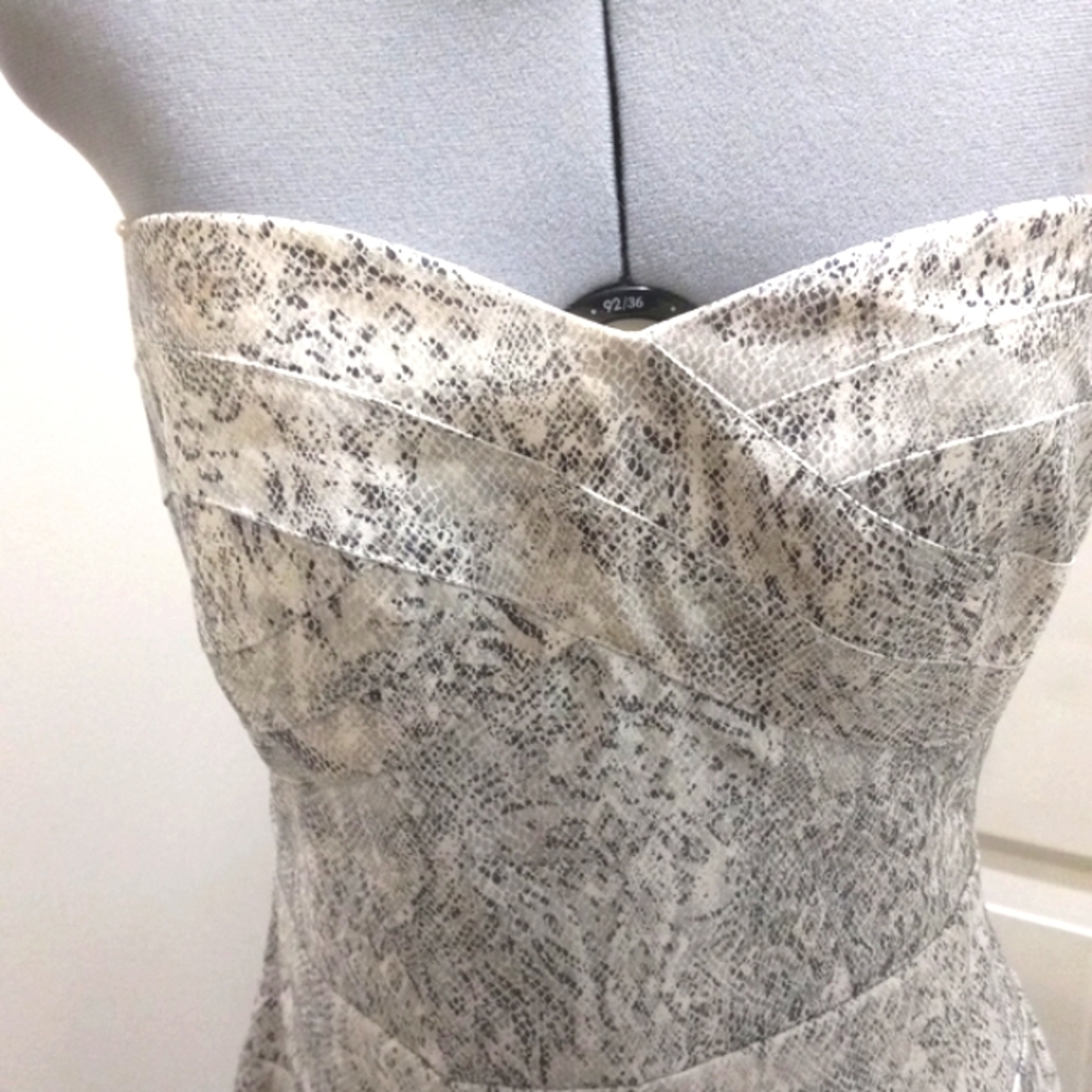 Trixie Sz 13, Snakeskin Look, Strapless Mini YK2